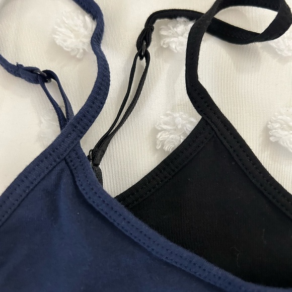 NWOT Old Navy Layering Tanks Size Small - Picture 3 of 3